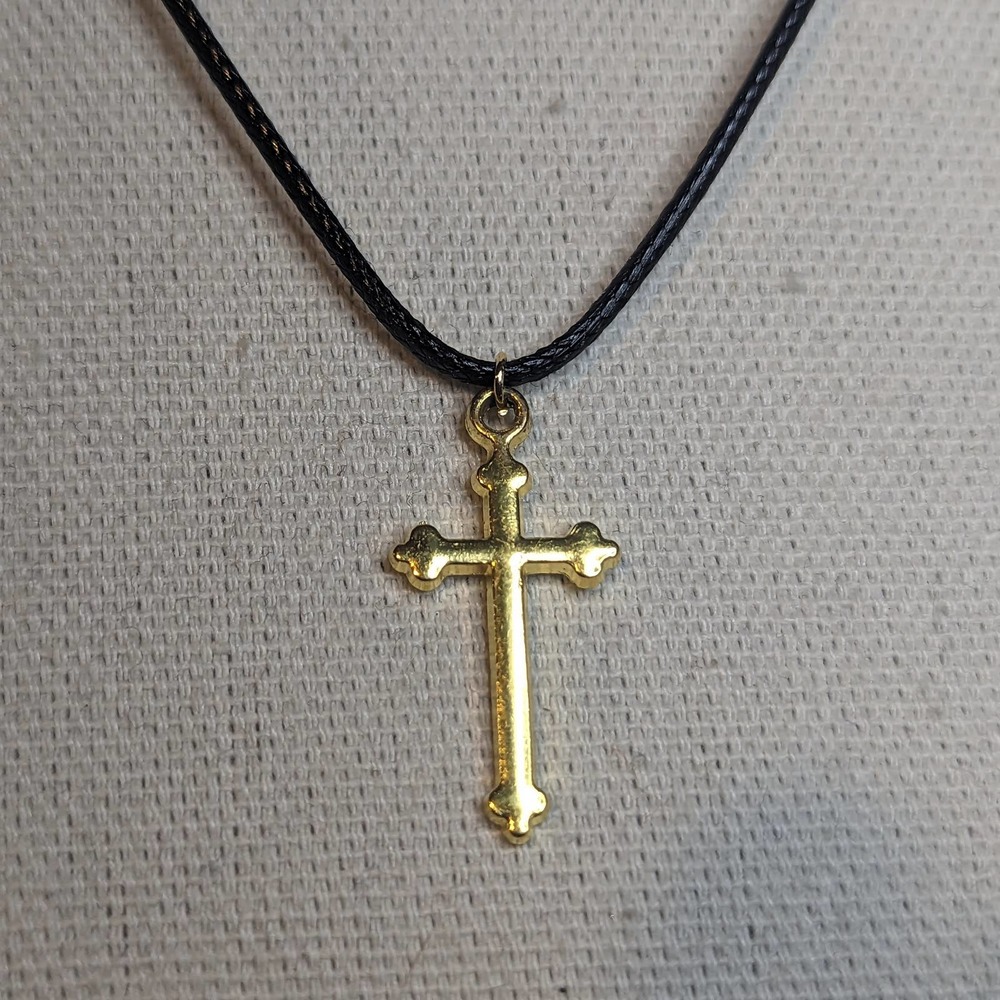 Gothic SImple Cross Charm on a Rope Necklace